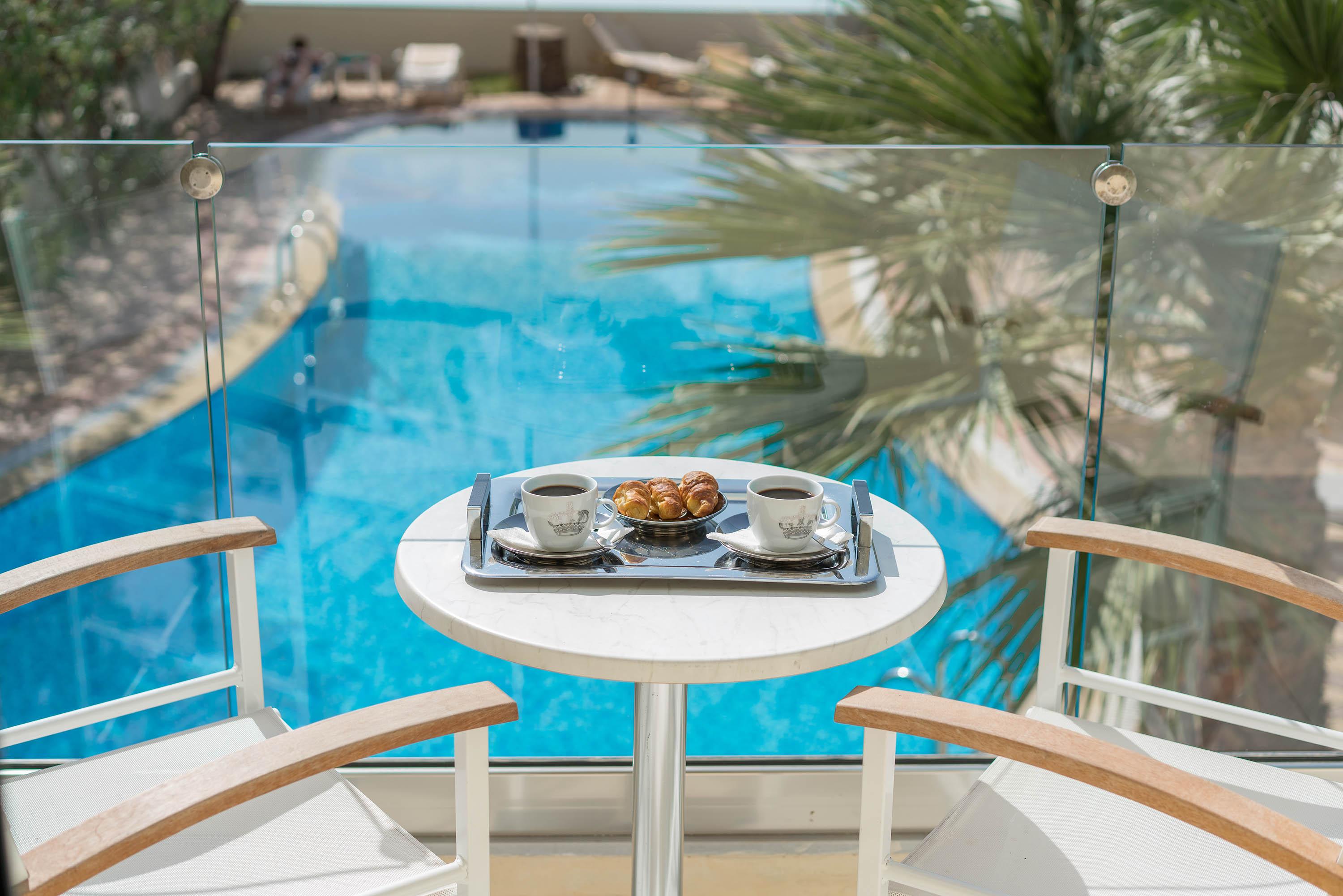 Apollo Apartments Paralia Kourna Esterno foto