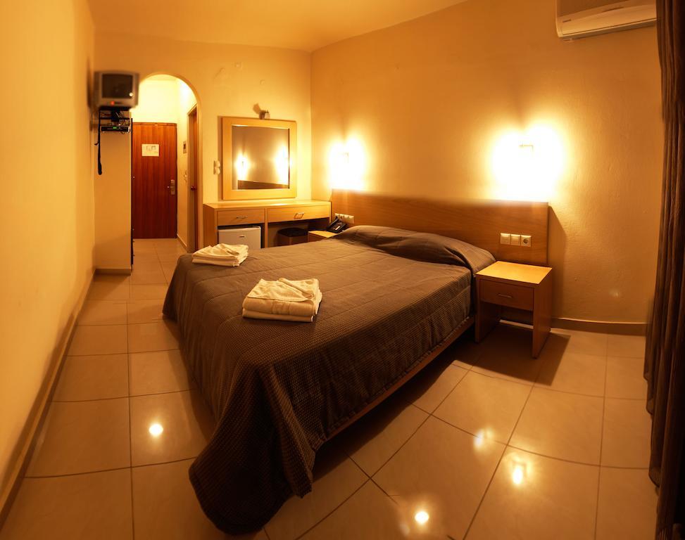 Apollo Apartments Paralia Kourna Camera foto