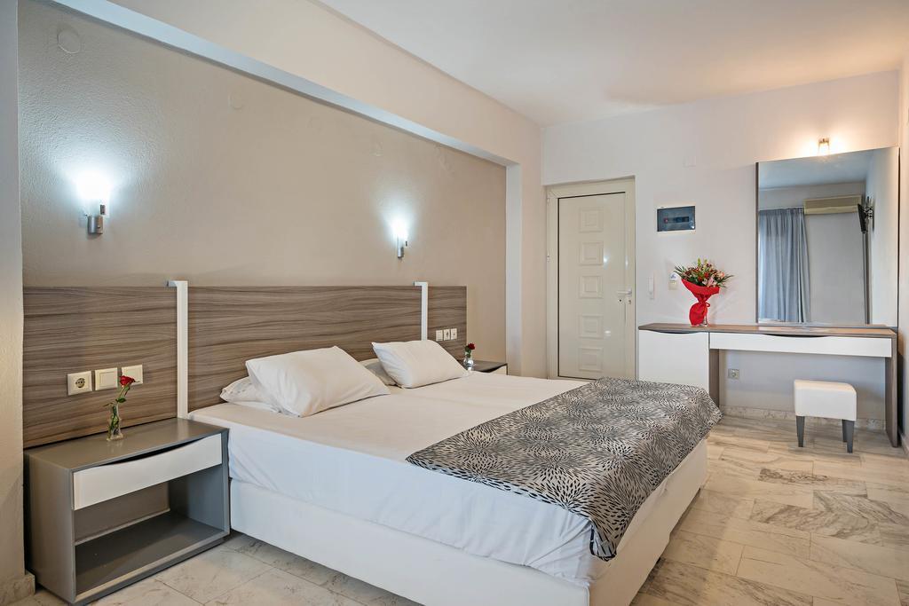 Apollo Apartments Paralia Kourna Esterno foto