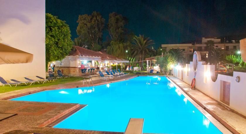 Apollo Apartments Paralia Kourna Esterno foto